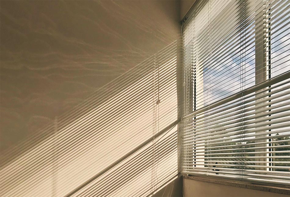 Cos’è il fattore solare g vetro delle finestre e perché è importante nella scelta dei serramenti